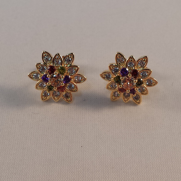 Jewelry - 18K Gold Red Topaz Zircon Flower Stud Earrings GF